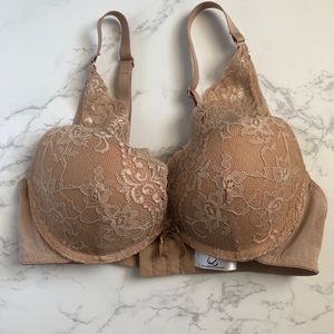 NWOT 32C Nude Bra with convertible straps